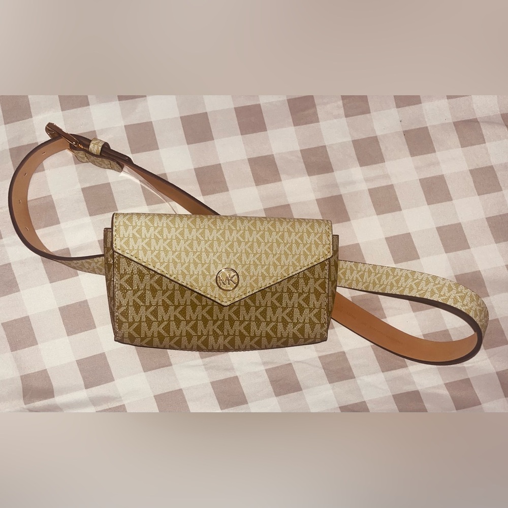 Michael Kors Green/Tan Belt Bag with Signature Style